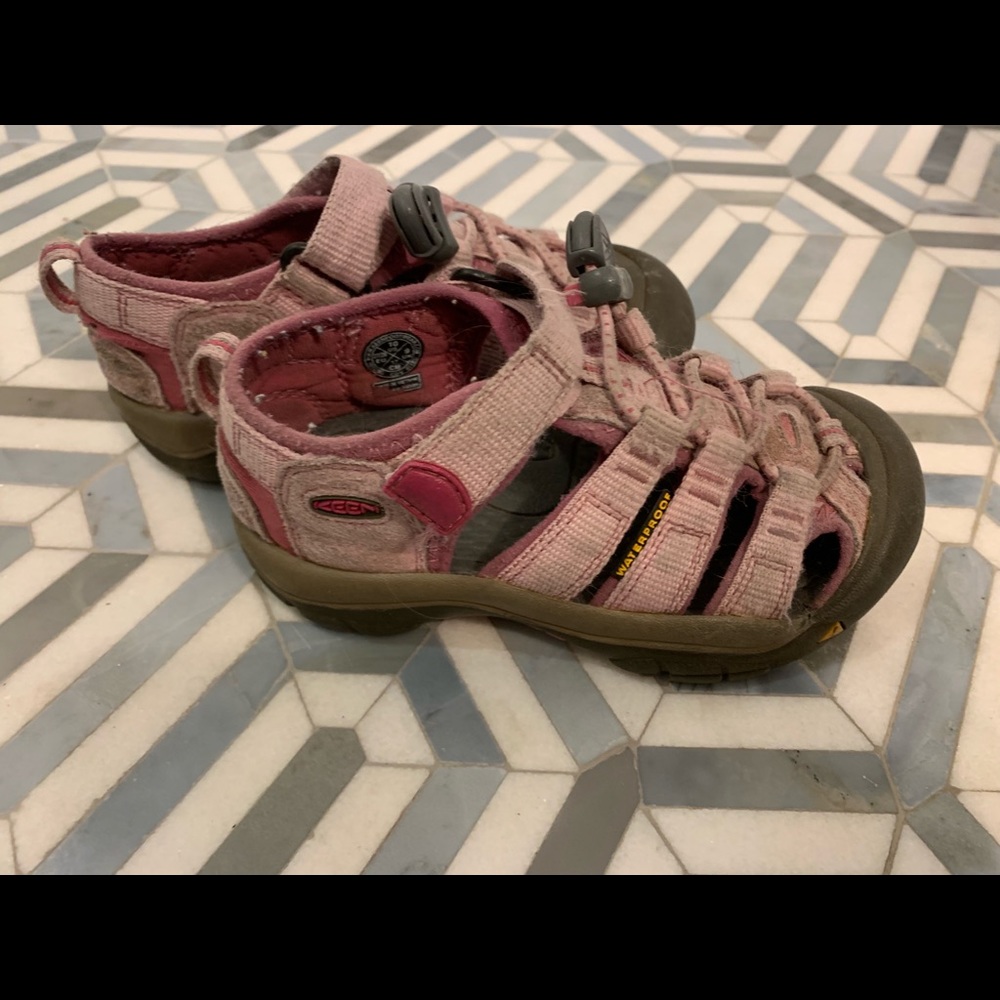 Pink Kids Keens